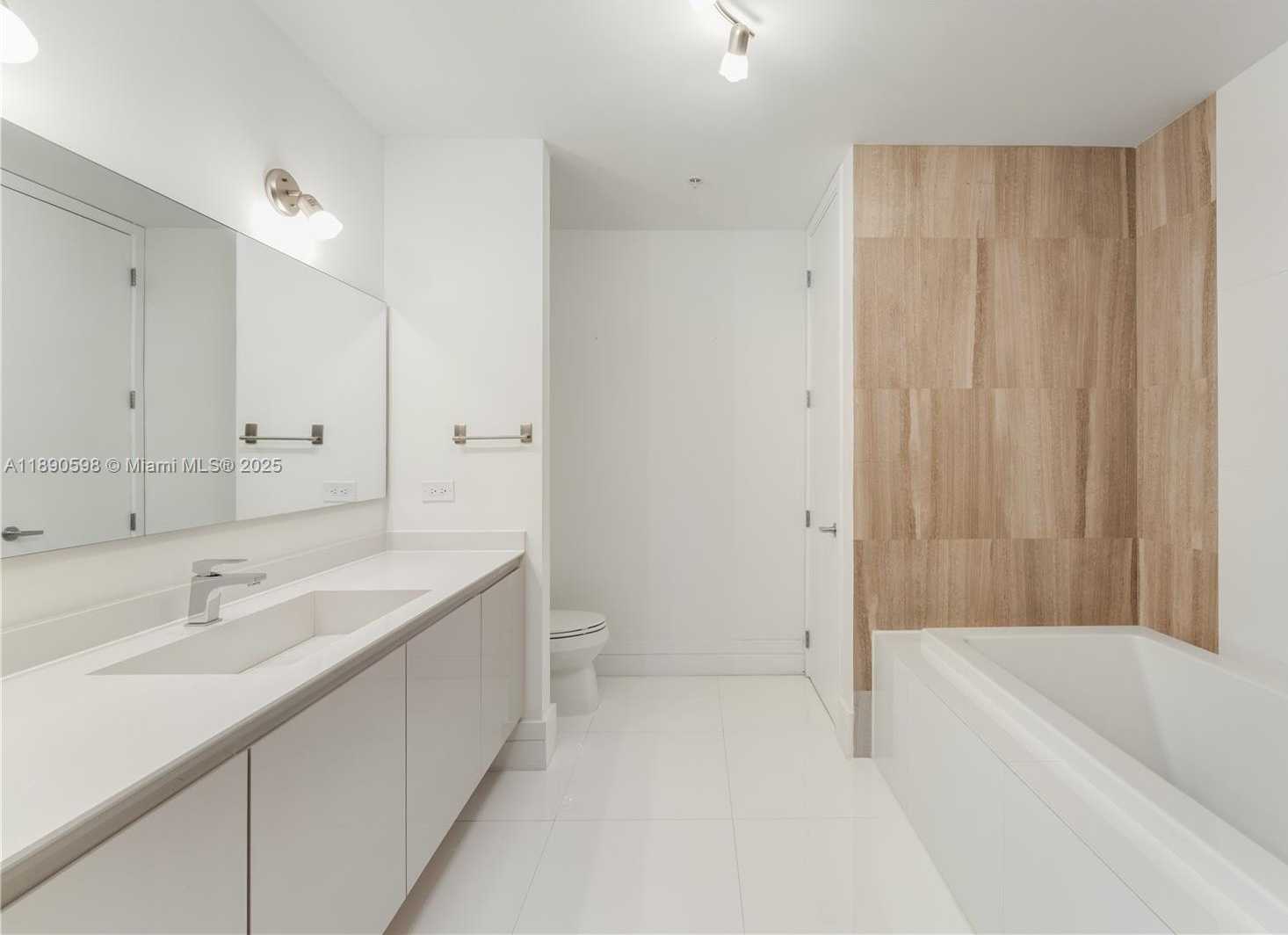 Small Image of 3301 NORTH EAST 1ST AVE #PH-7, Miami Number 21