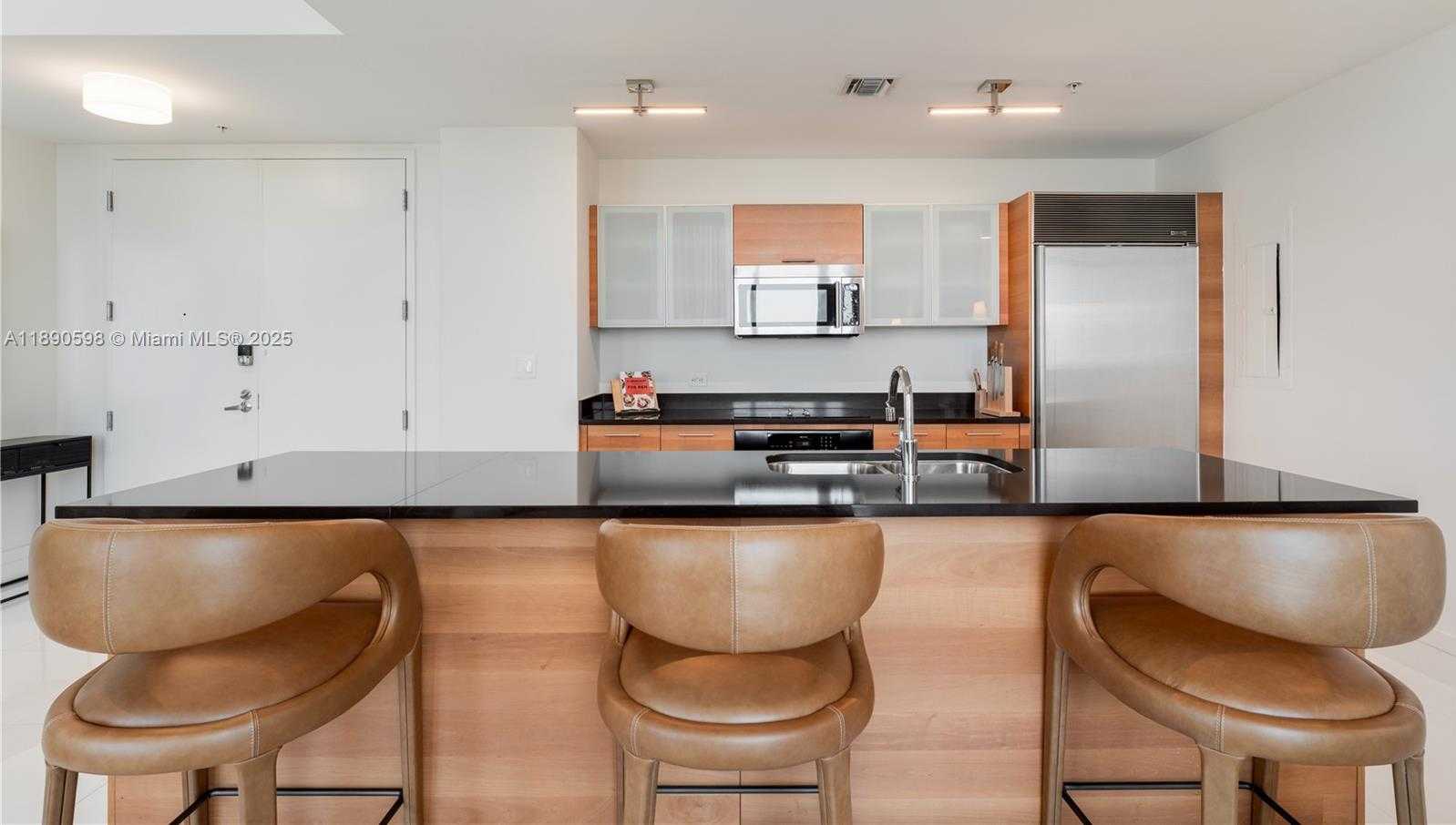 Small Image of 3301 NORTH EAST 1ST AVE #PH-7, Miami Number 5