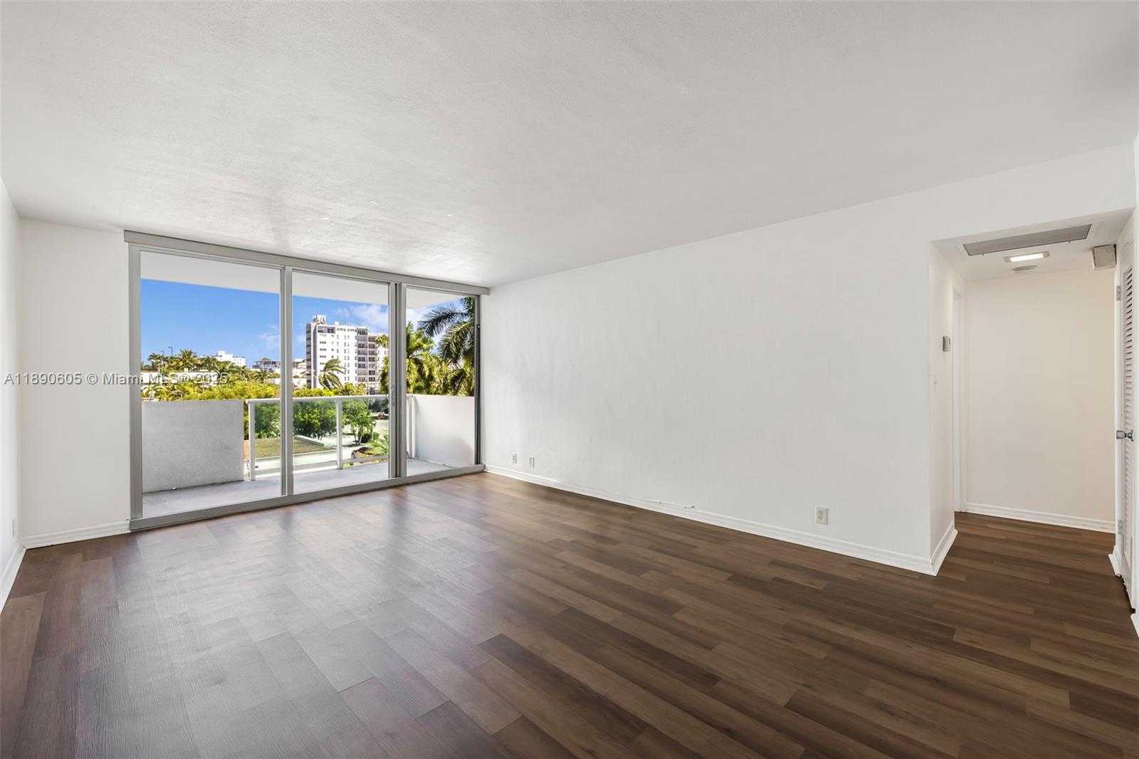 Small Image of Miami Beach Number 8
