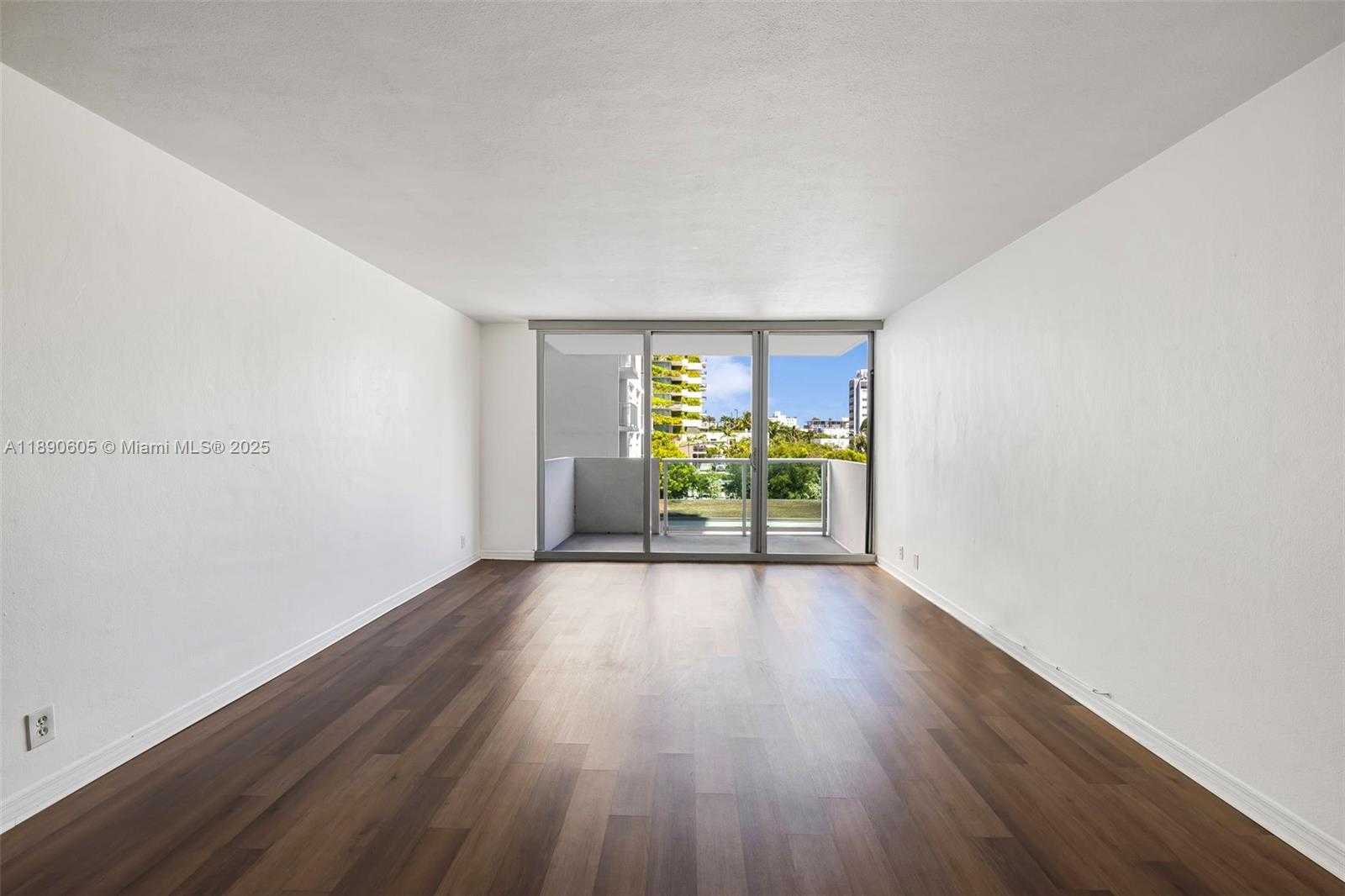 Small Image of Miami Beach Number 9