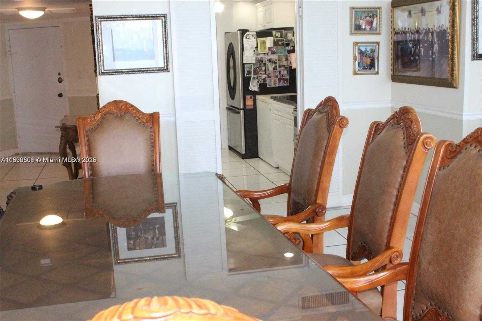 Small Image of 5401 COLLINS AVE #819, Miami Beach Number 25