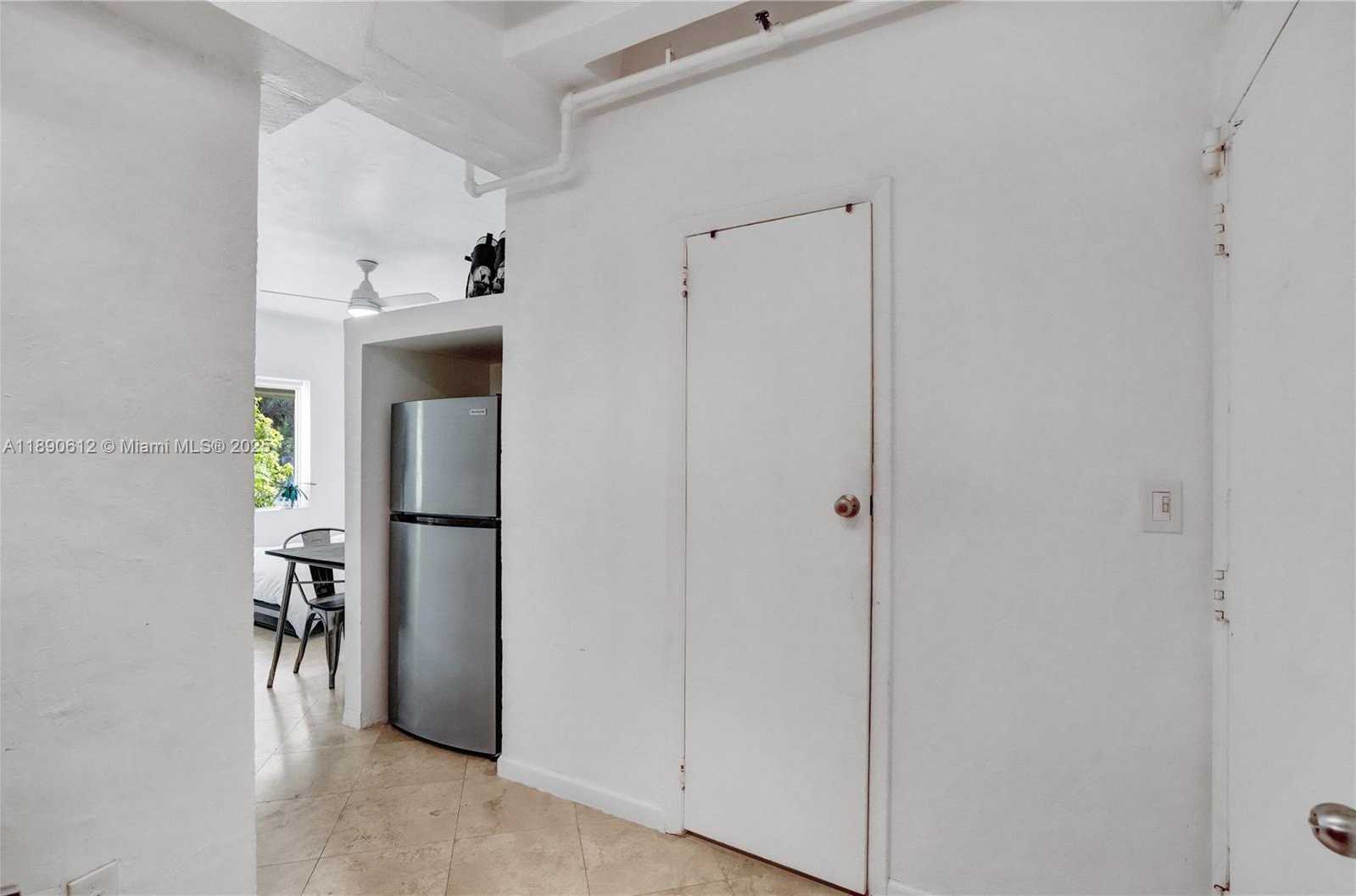 Small Image of 255 WEST 24TH ST #204, Miami Beach Number 4