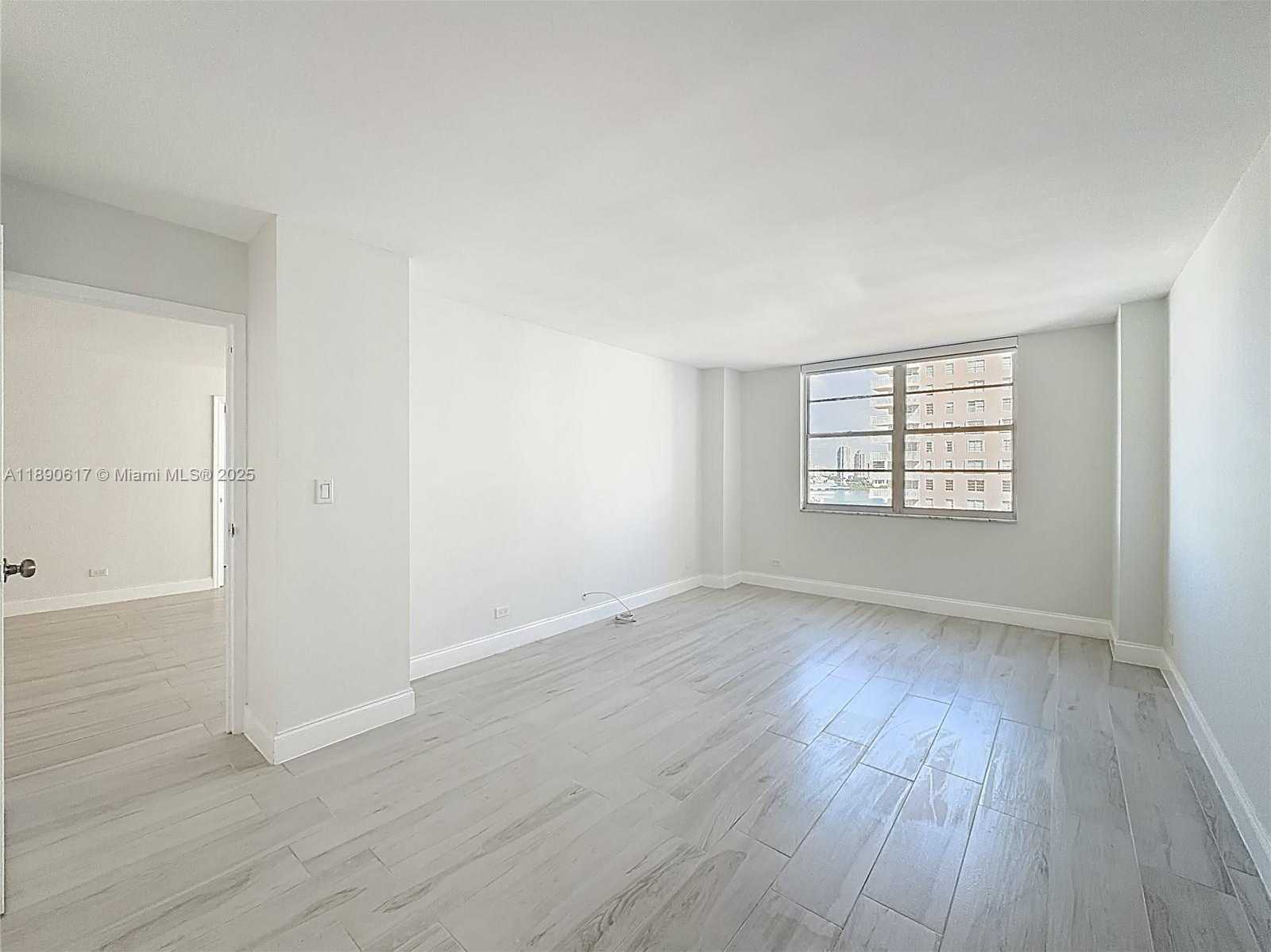 Small Image of 250 174TH ST #1211, Sunny Isles Beach Number 29