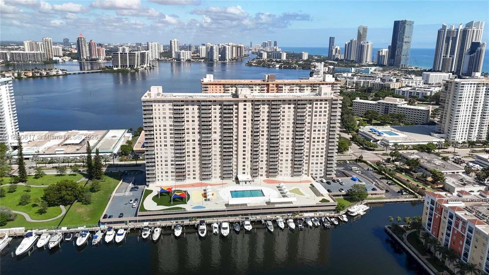 Small Image of 250 174TH ST #1211, Sunny Isles Beach Number 3