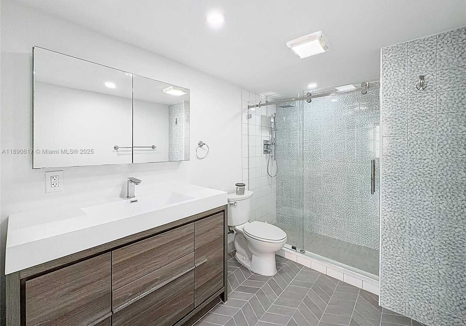 Small Image of 250 174TH ST #1211, Sunny Isles Beach Number 31