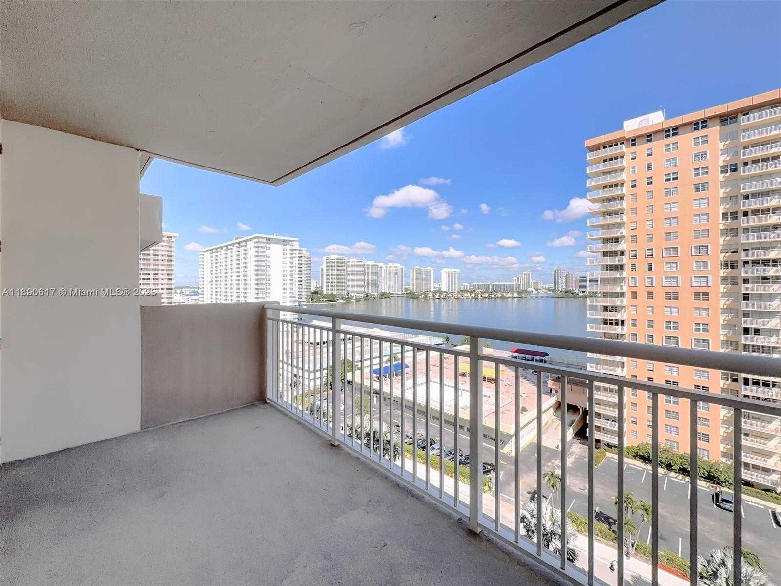 Small Image of 250 174TH ST #1211, Sunny Isles Beach Number 36