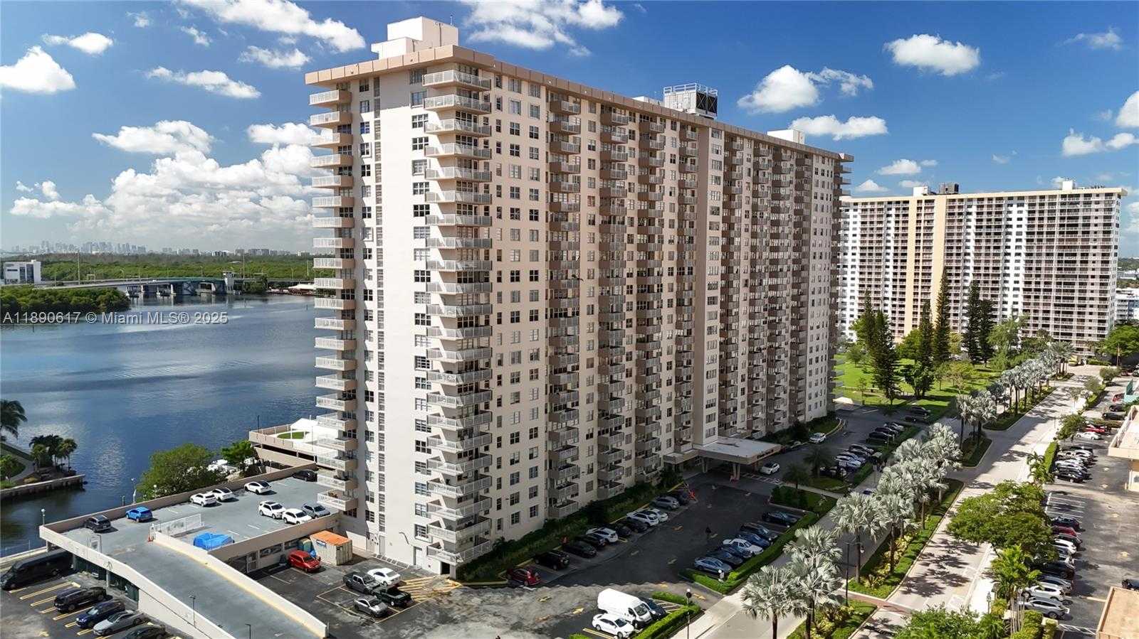 Small Image of 250 174TH ST #1211, Sunny Isles Beach Number 6