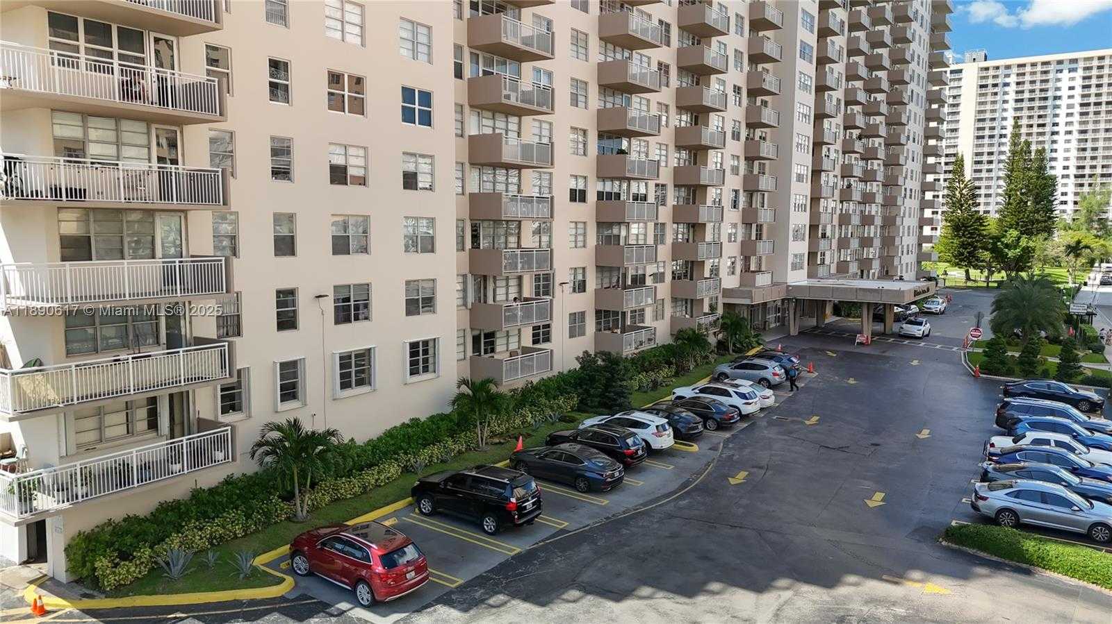 Small Image of 250 174TH ST #1211, Sunny Isles Beach Number 7