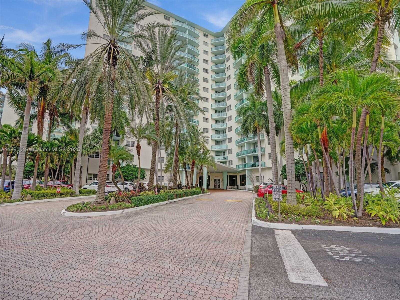 Small Image of 3901 SOUTH OCEAN DR #6V, Hollywood Number 36