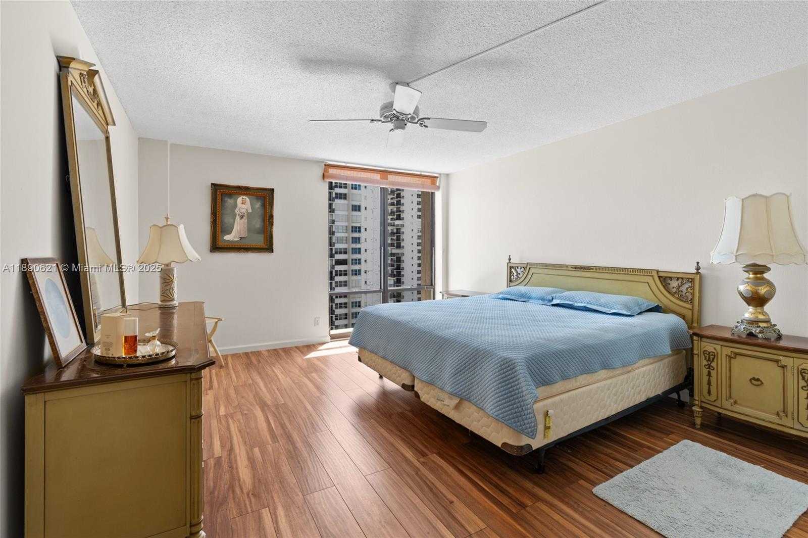 Small Image of 1600 SOUTH OCEAN DR #15J, Hollywood Number 18