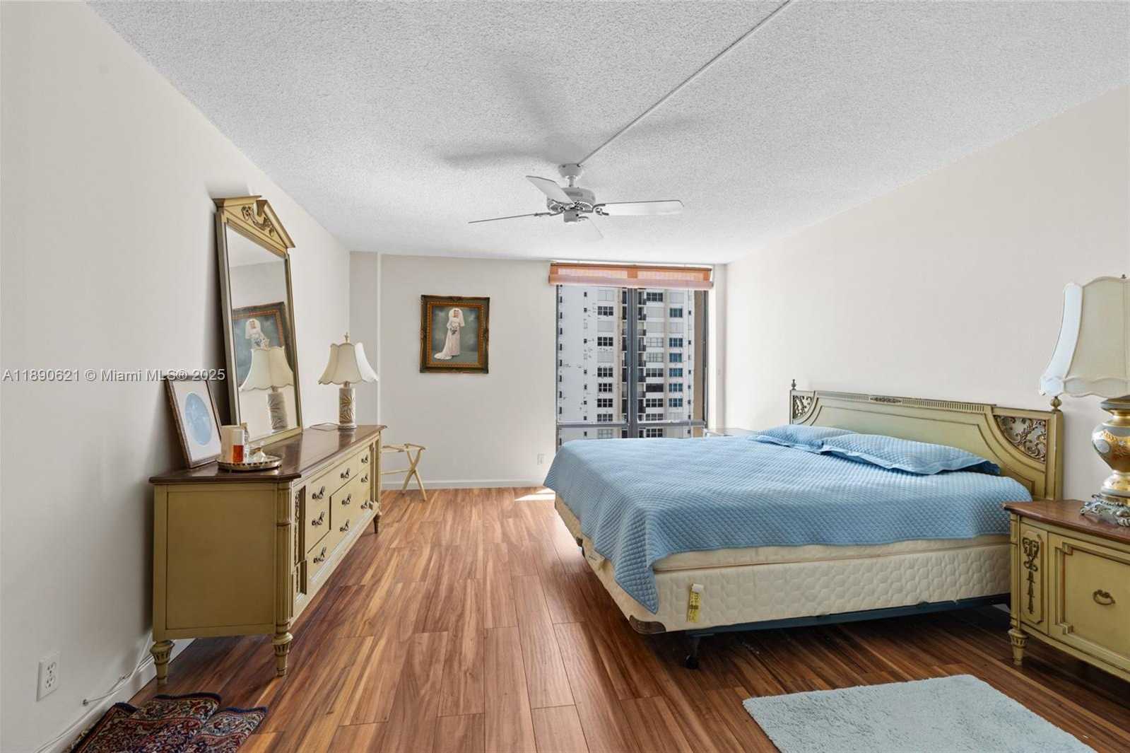 Small Image of 1600 SOUTH OCEAN DR #15J, Hollywood Number 19