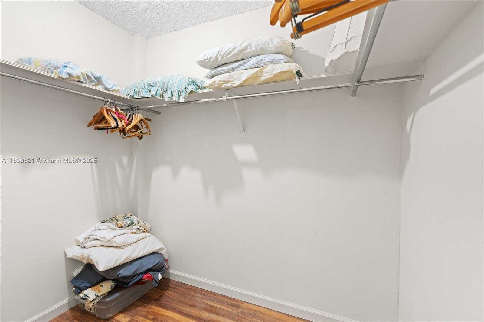 Small Image of 1600 SOUTH OCEAN DR #15J, Hollywood Number 22