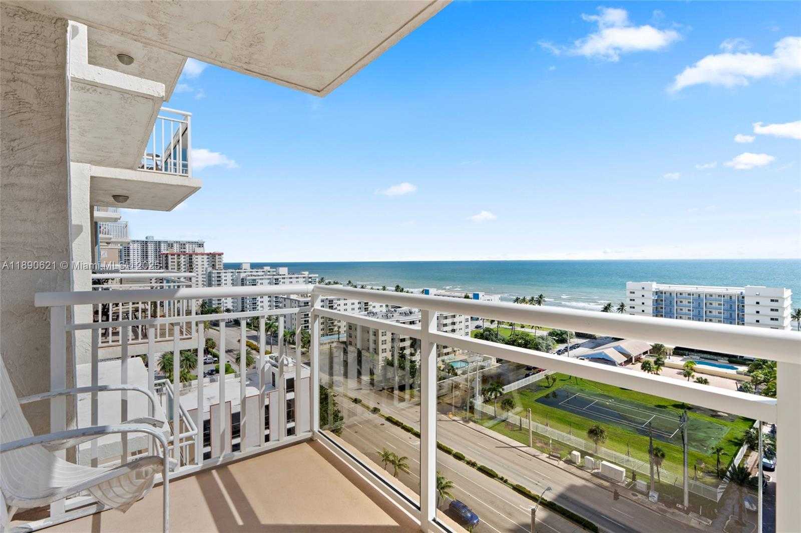 Small Image of 1600 SOUTH OCEAN DR #15J, Hollywood Number 3
