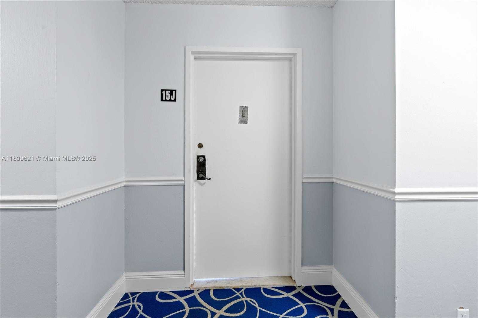 Small Image of 1600 SOUTH OCEAN DR #15J, Hollywood Number 34