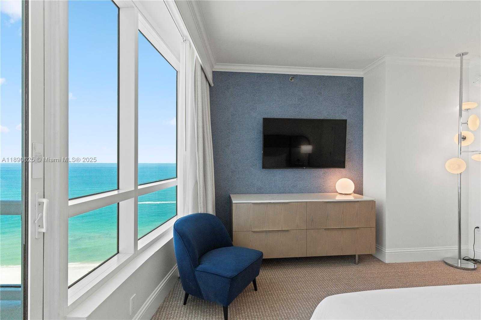Small Image of 4401 COLLINS AVE #3003, Miami Beach Number 16