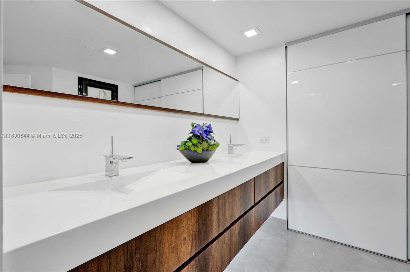 Small Image of 20191 EAST COUNTRY CLUB DR #2606, Aventura Number 10