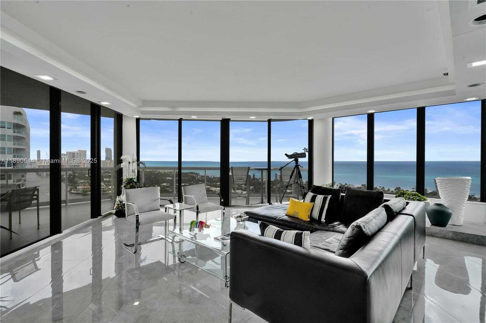 Small Image of 20191 EAST COUNTRY CLUB DR #2606, Aventura Number 2