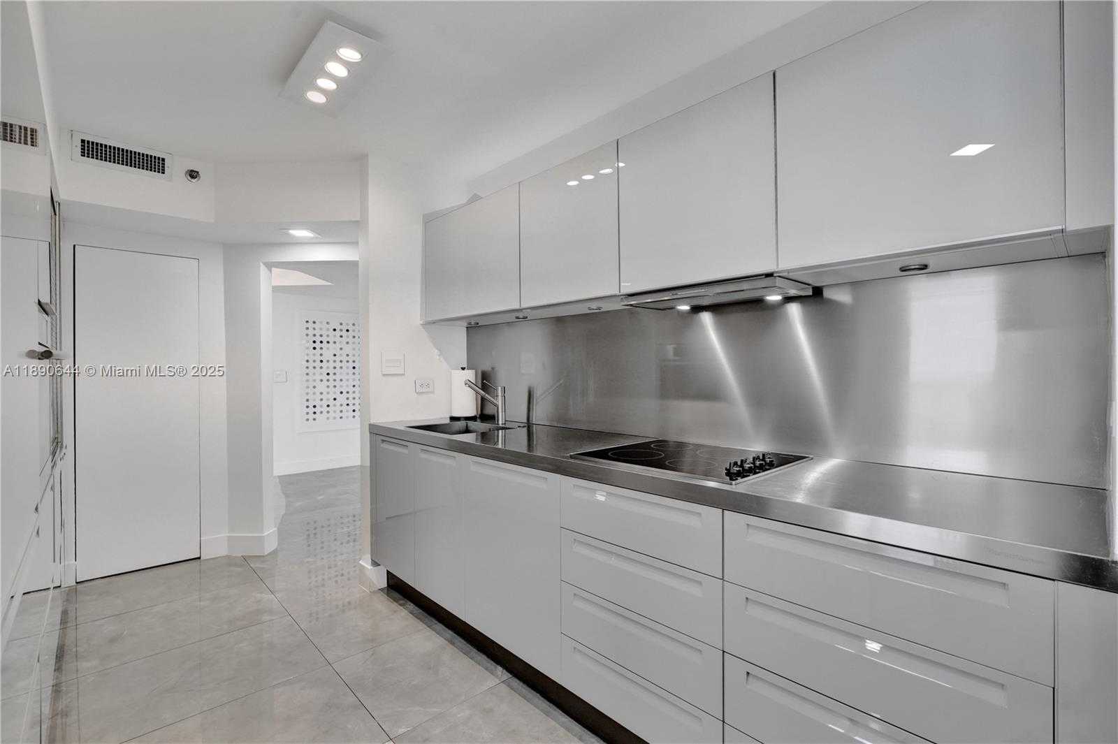 Small Image of 20191 EAST COUNTRY CLUB DR #2606, Aventura Number 30
