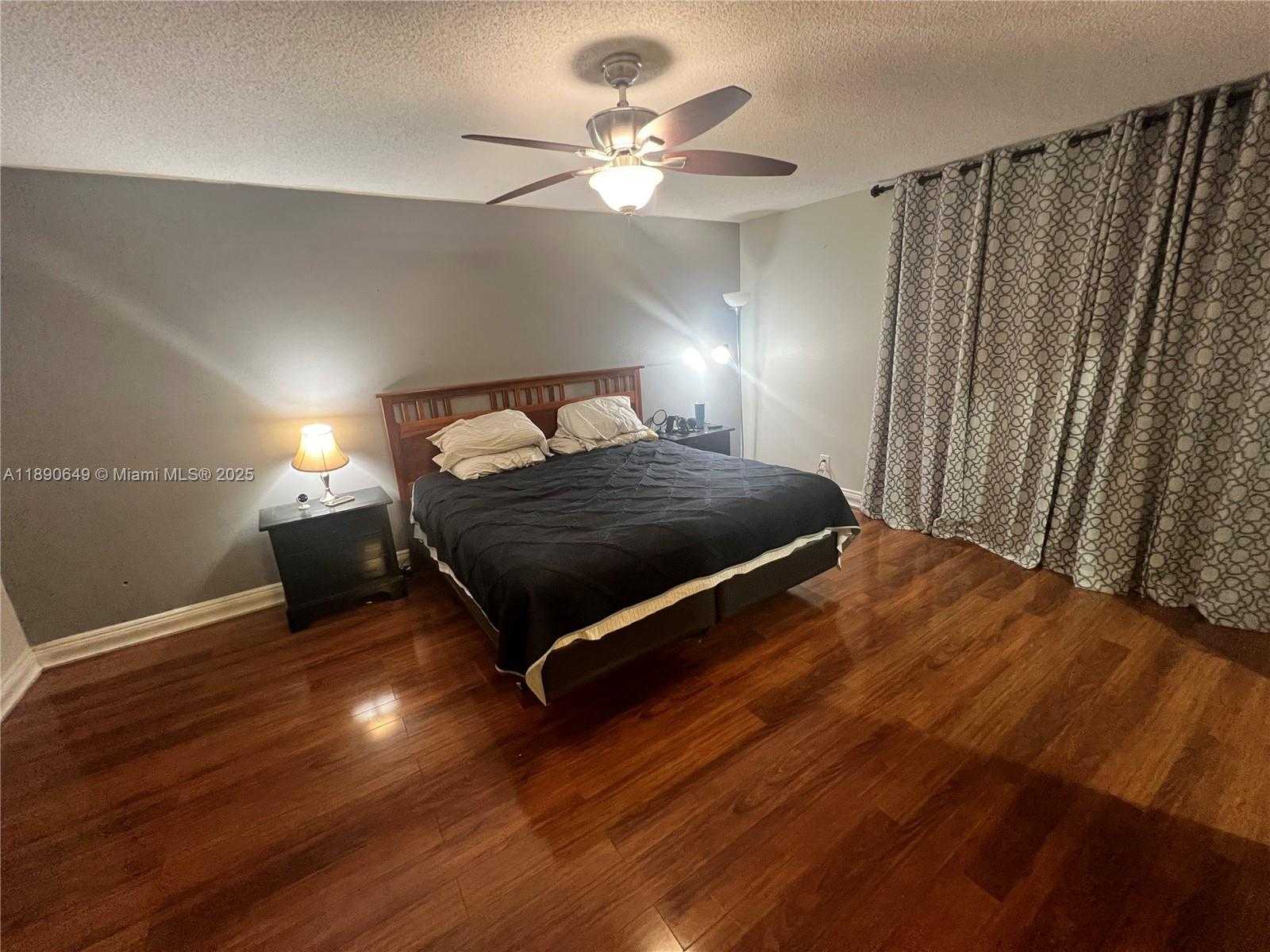 Small Image of 12 MADRID LN #1-18, Davie Number 19