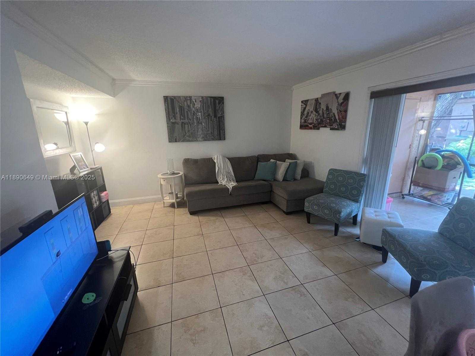 Small Image of 12 MADRID LN #1-18, Davie Number 6