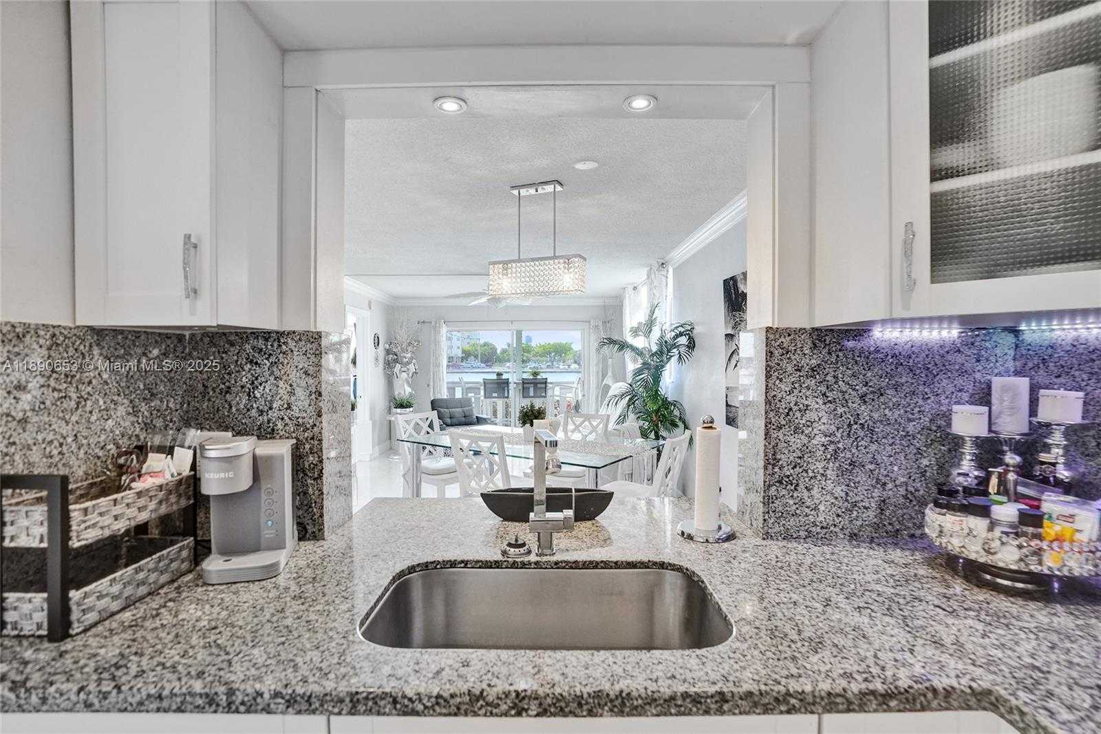 Small Image of 1889 SOUTH OCEAN DR #114, Hallandale Beach Number 21