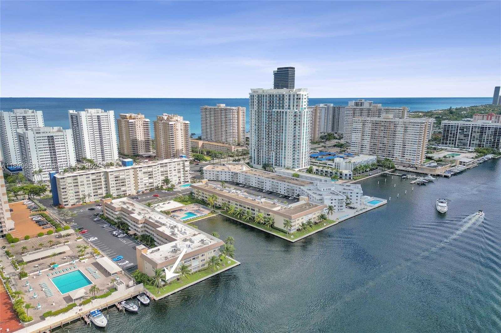 Small Image of 1889 SOUTH OCEAN DR #114, Hallandale Beach Number 44