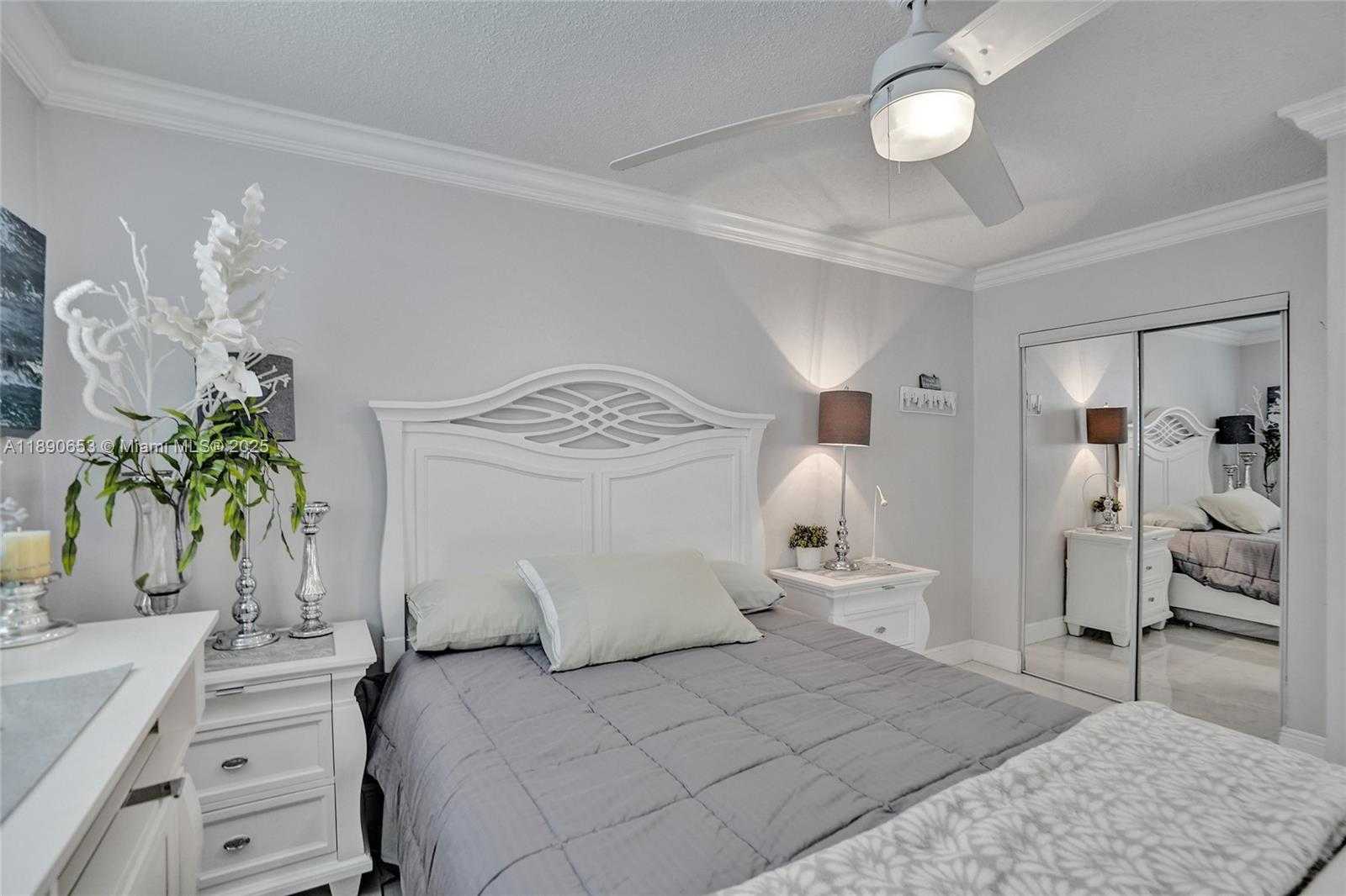 Small Image of 1889 SOUTH OCEAN DR #114, Hallandale Beach Number 6