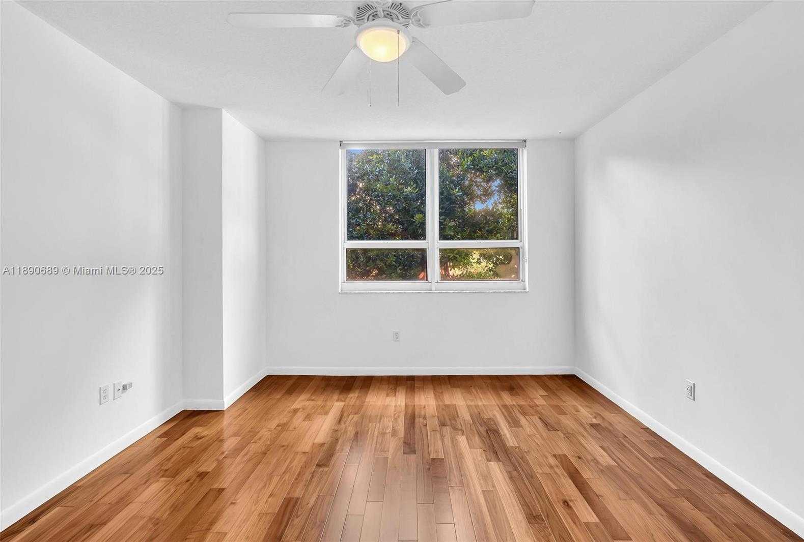 Small Image of 2000 NORTH BAYSHORE DR #227, Miami Number 11