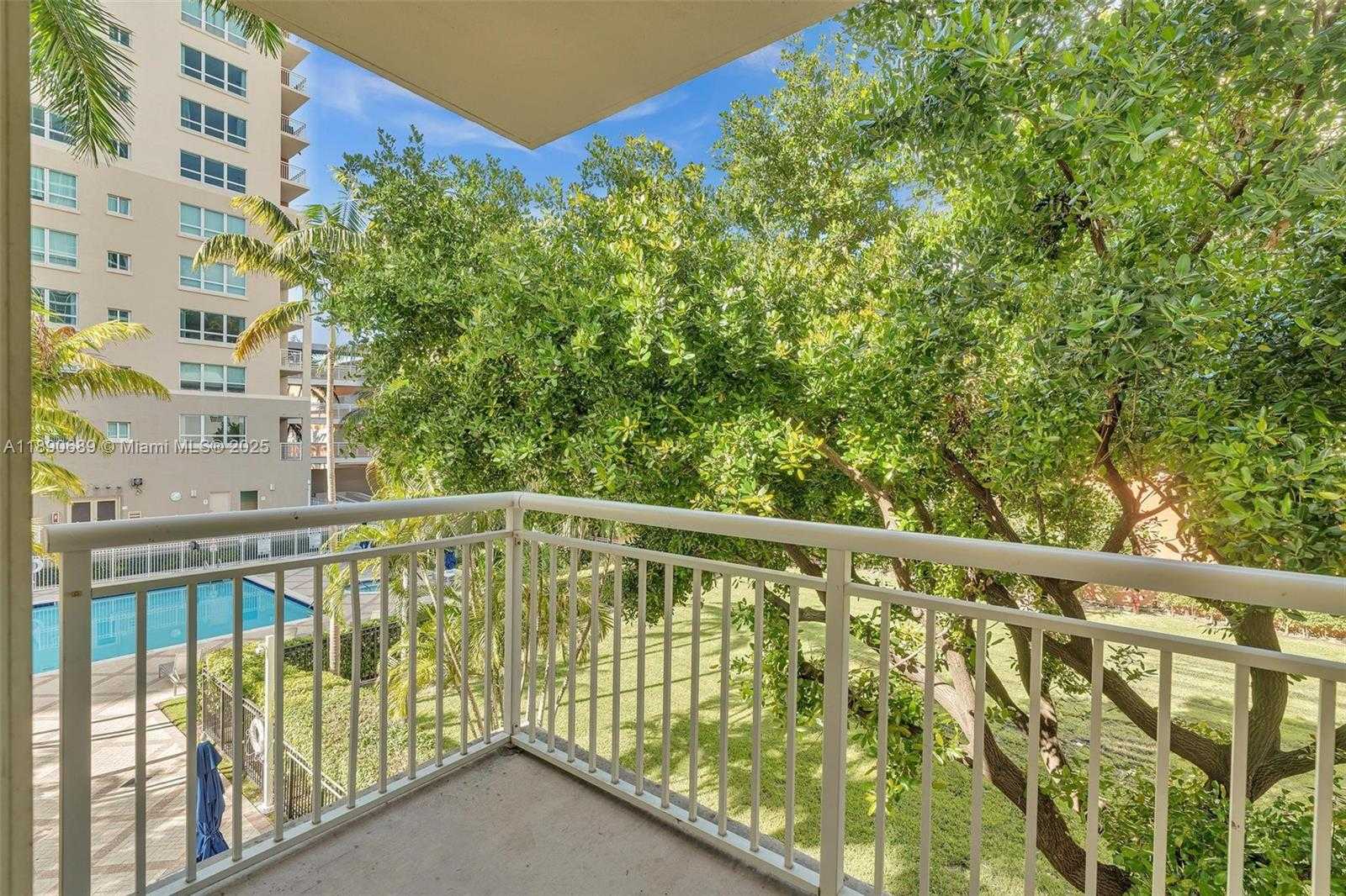 Small Image of 2000 NORTH BAYSHORE DR #227, Miami Number 20