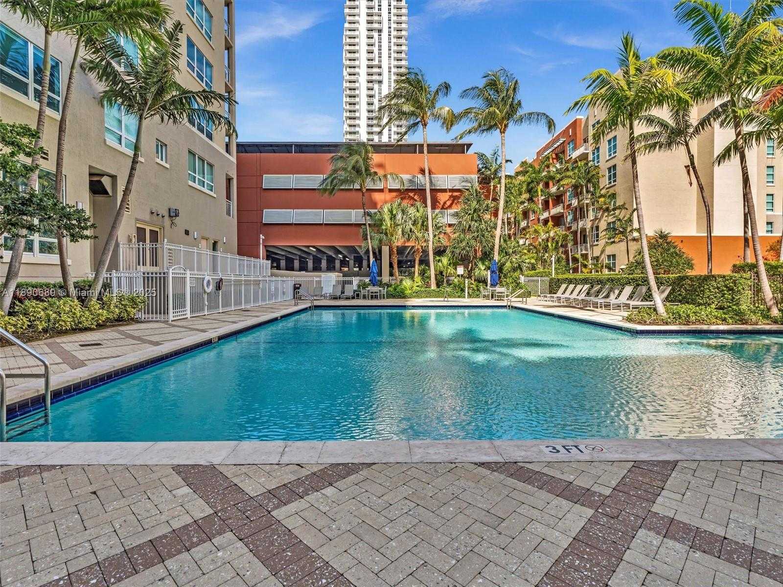Small Image of 2000 NORTH BAYSHORE DR #227, Miami Number 24