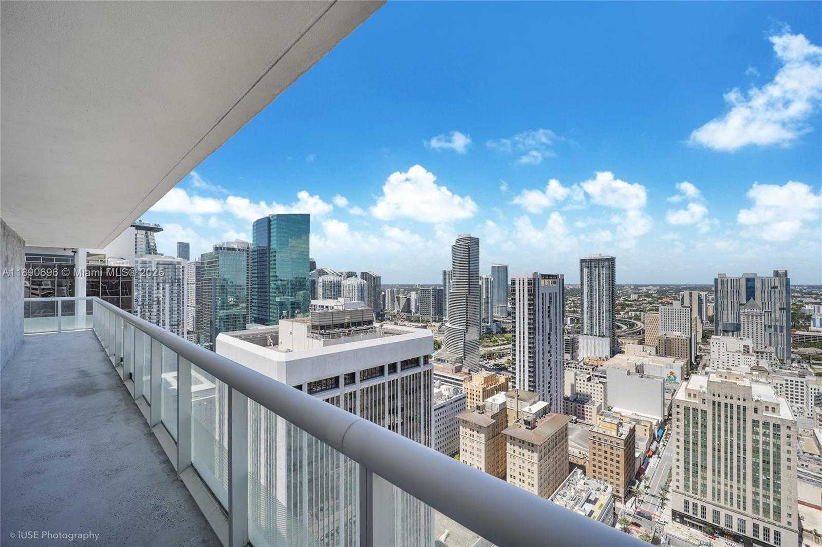 Small Image of 50 BISCAYNE BLVD #4311, Miami Number 13