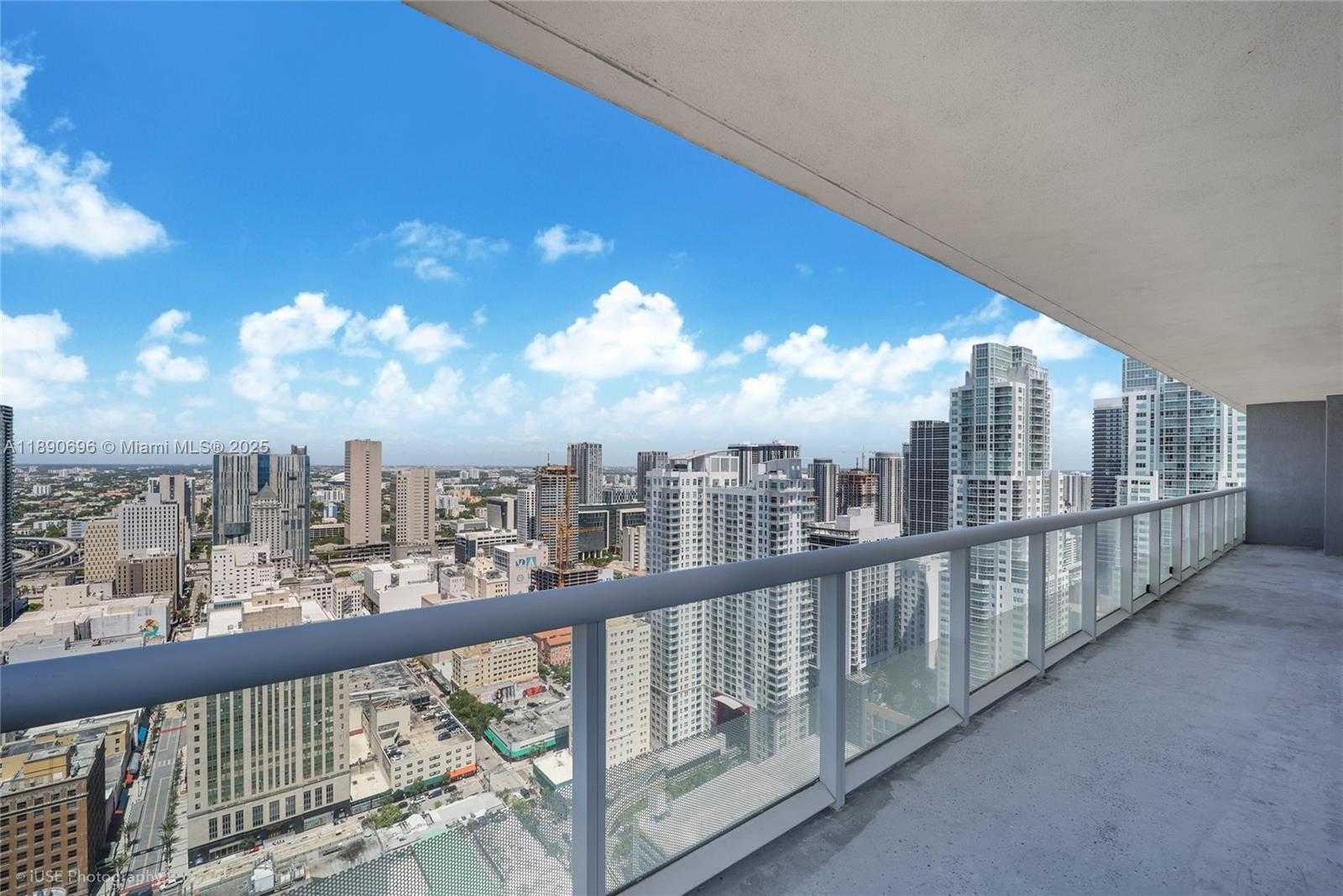 Small Image of 50 BISCAYNE BLVD #4311, Miami Number 14