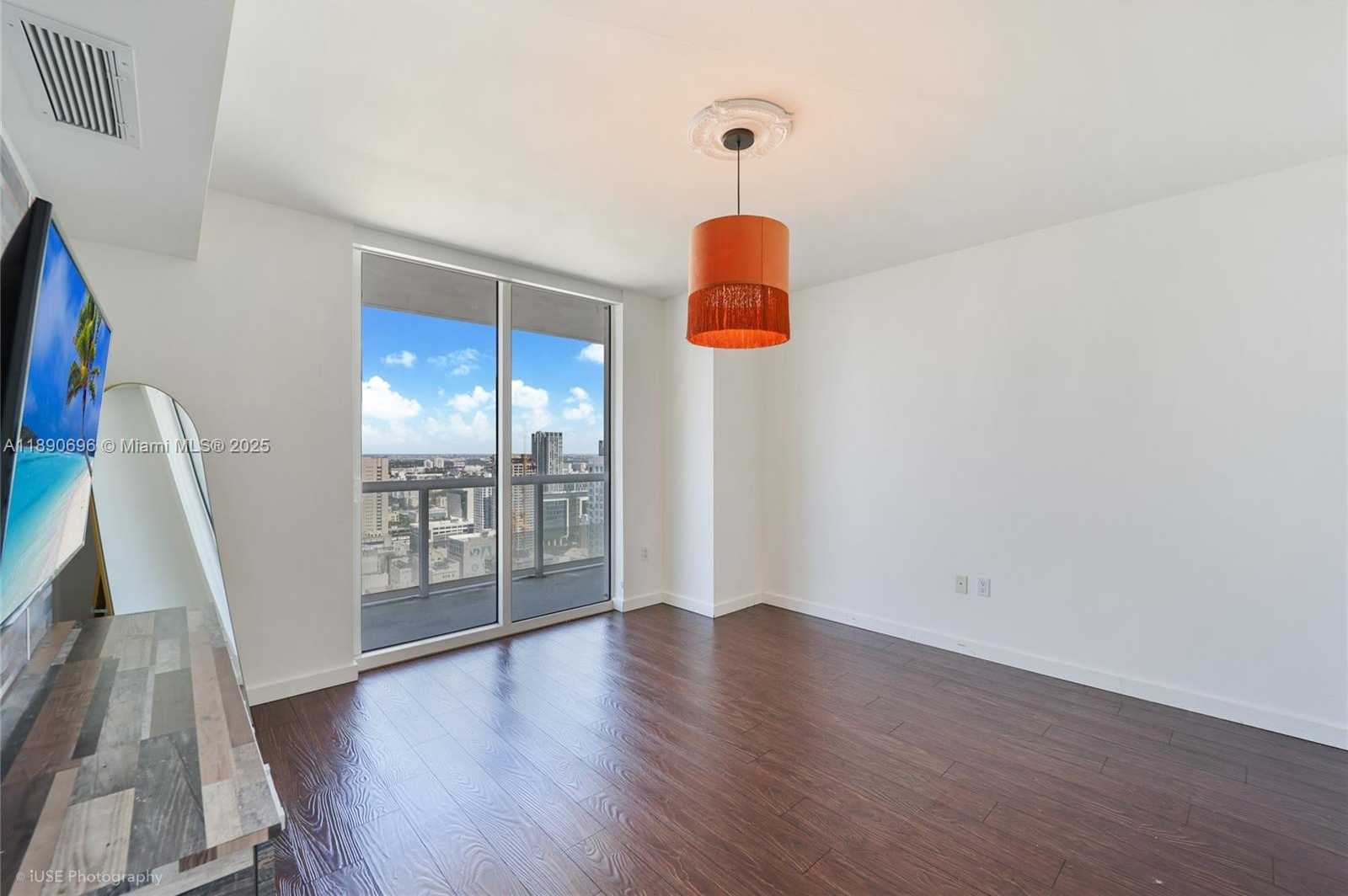 Small Image of 50 BISCAYNE BLVD #4311, Miami Number 6