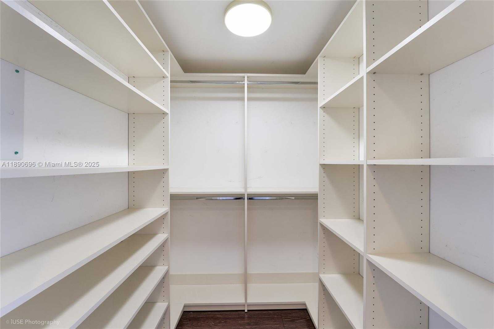 Small Image of 50 BISCAYNE BLVD #4311, Miami Number 8