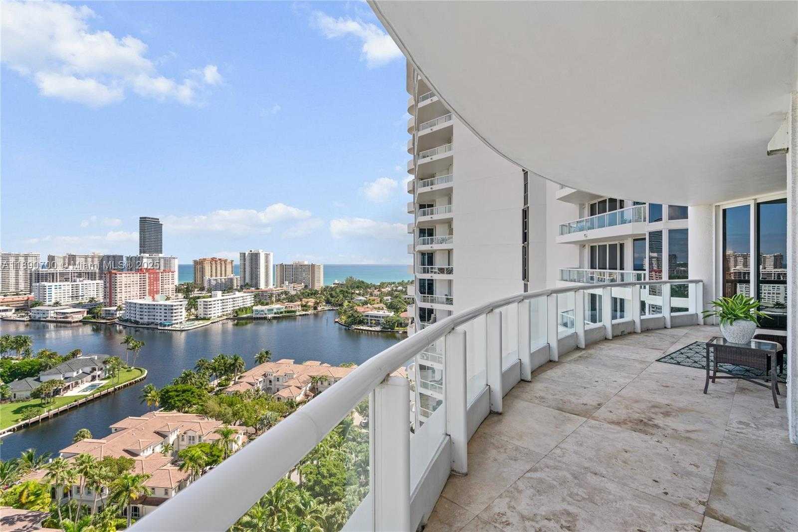 Small Image of 21200 POINT PL #1804, Aventura Number 11