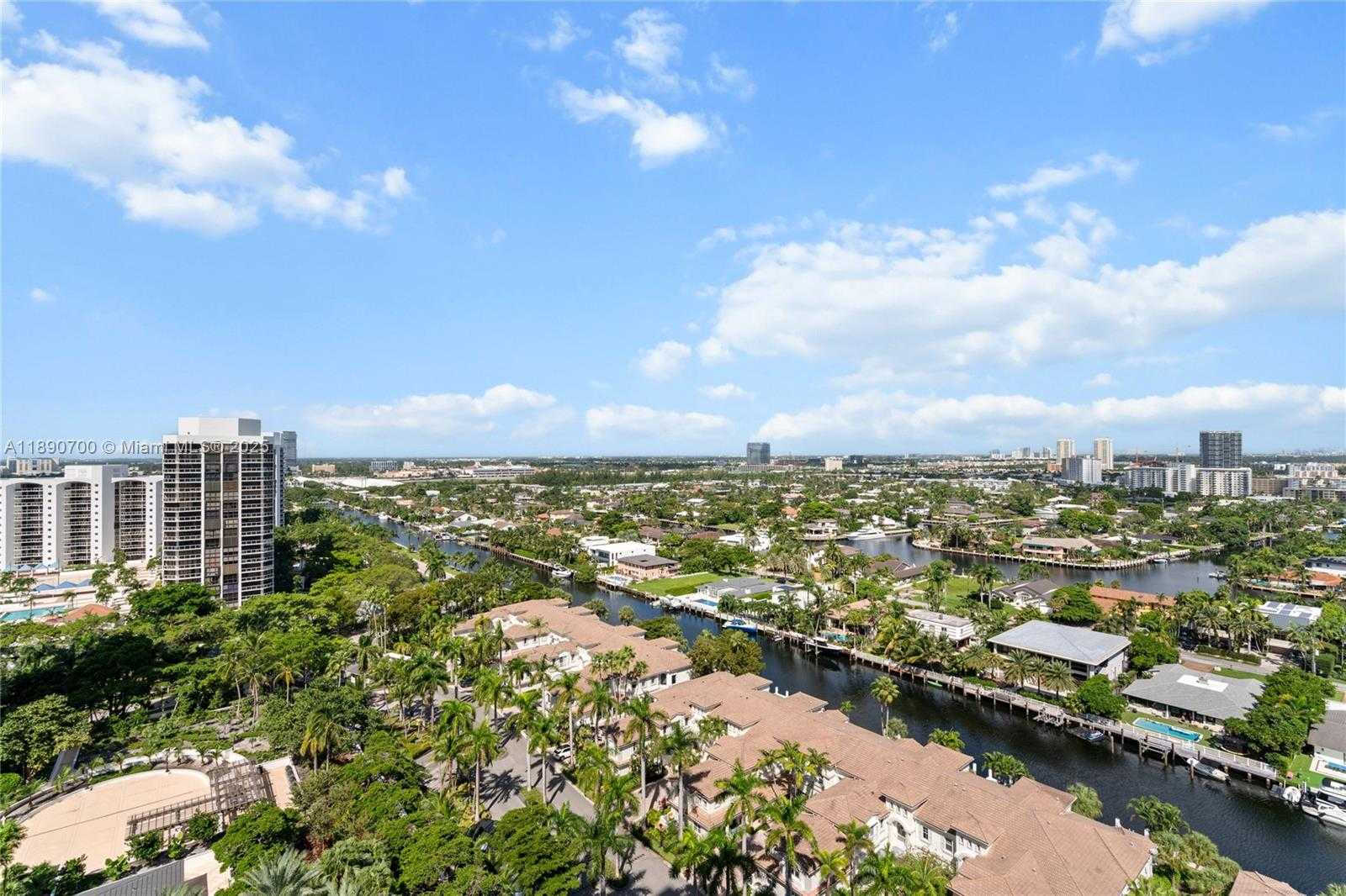 Small Image of 21200 POINT PL #1804, Aventura Number 13