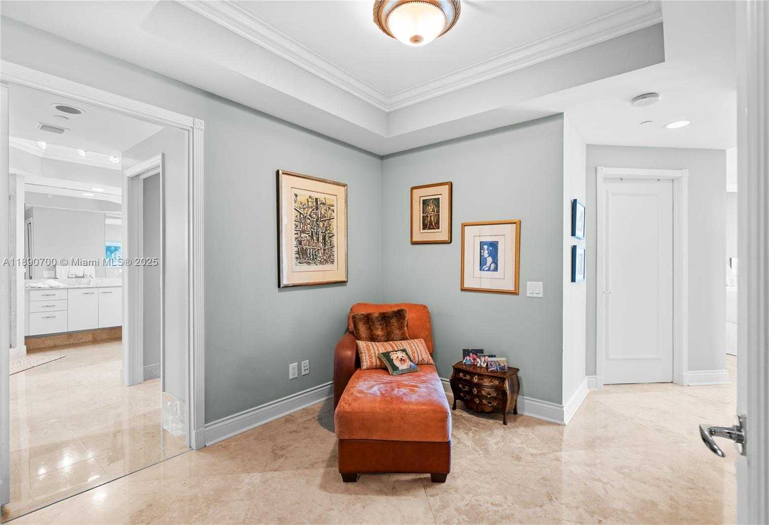 Small Image of 21200 POINT PL #1804, Aventura Number 23