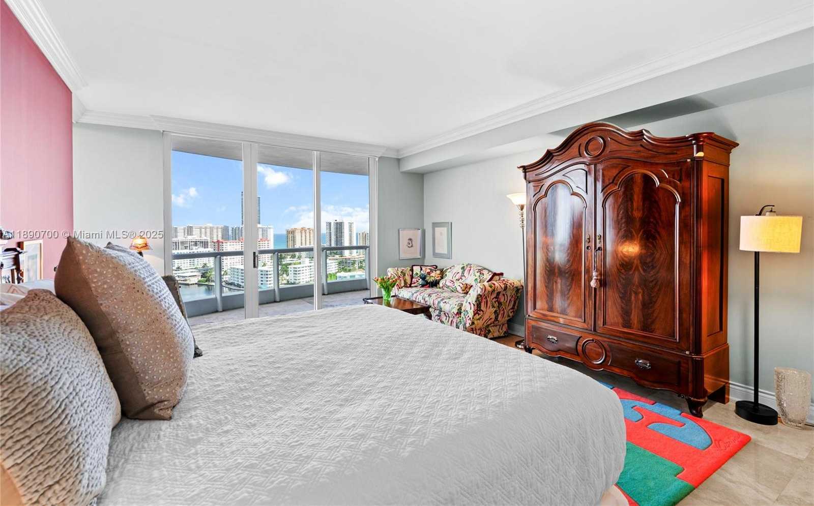 Small Image of 21200 POINT PL #1804, Aventura Number 27