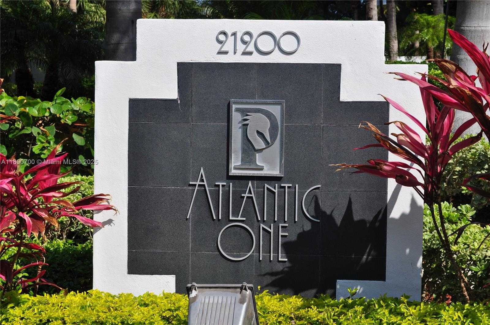 Small Image of 21200 POINT PL #1804, Aventura Number 48