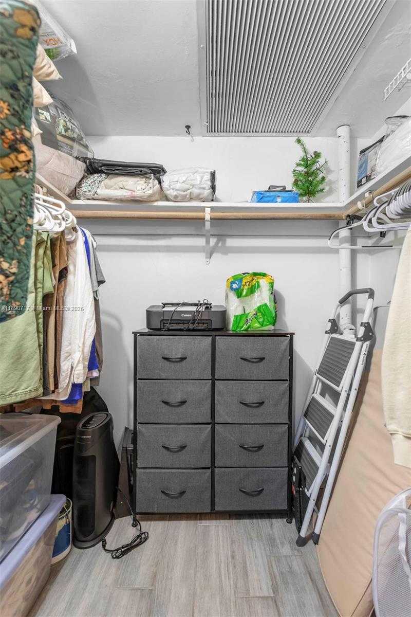 Small Image of 2970 NORTH EAST 16TH AVE #208, Oakland Park Number 9