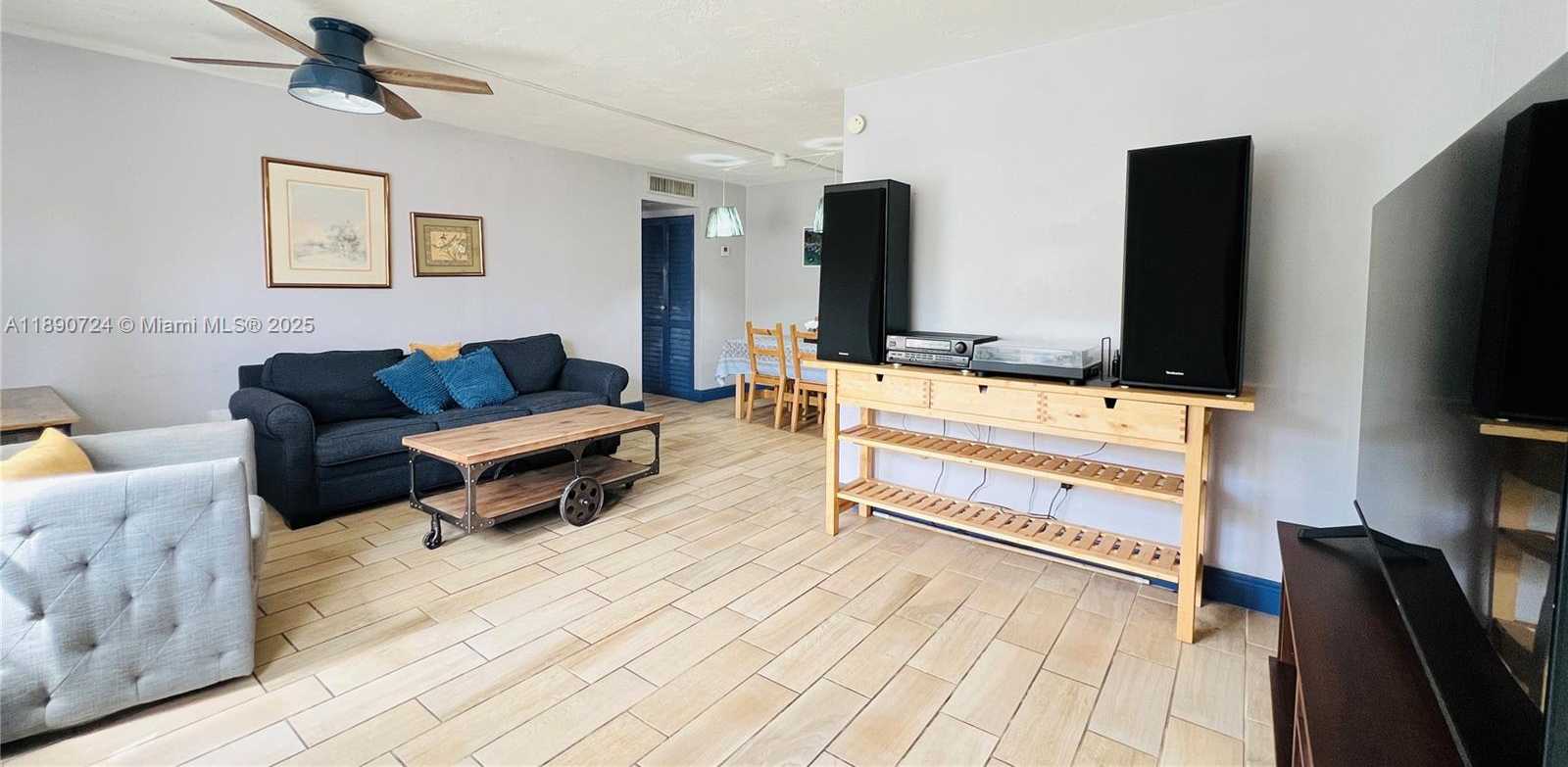 Small Image of 801 MERIDIAN AVE #1A, Miami Beach Number 2