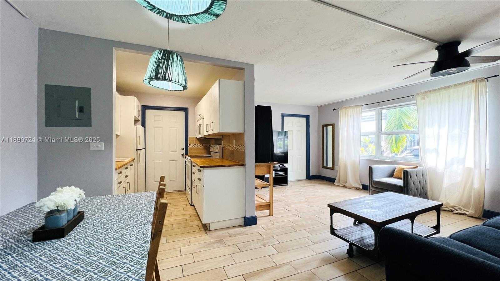 Small Image of 801 MERIDIAN AVE #1A, Miami Beach Number 5