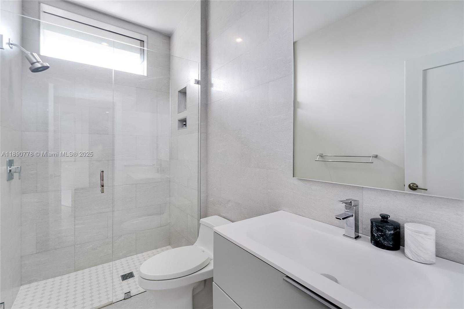 Small Image of 3110 HIBISCUS ST #3110, Miami Number 15