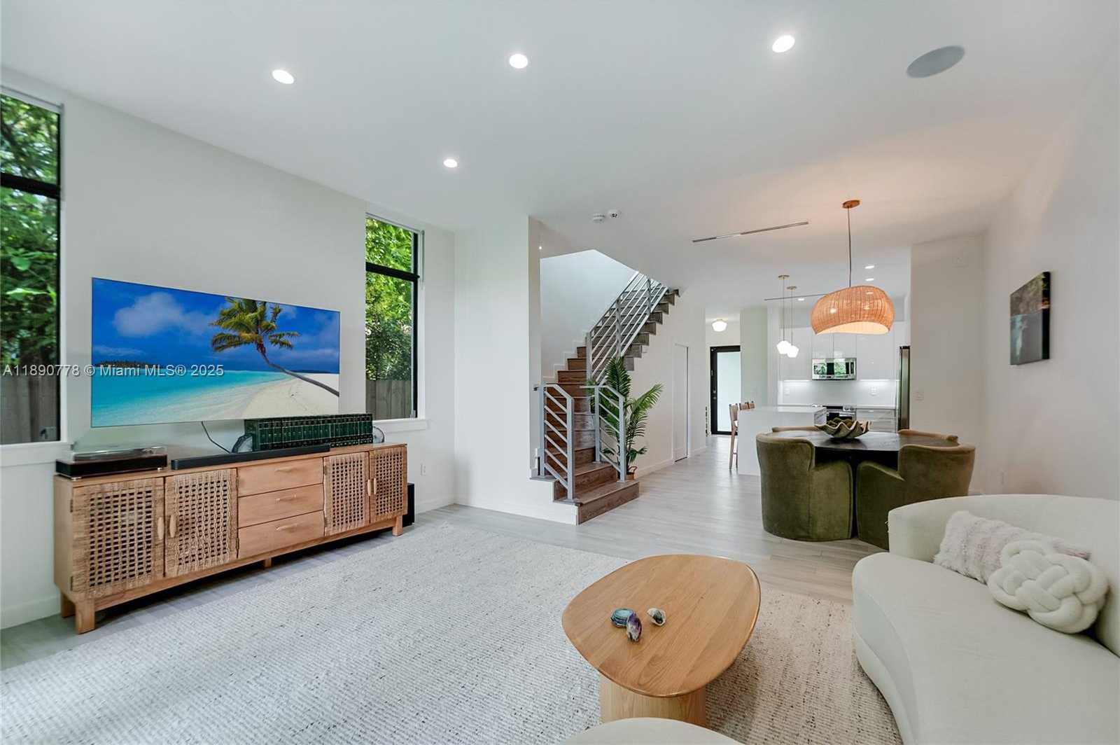 Small Image of 3110 HIBISCUS ST #3110, Miami Number 2
