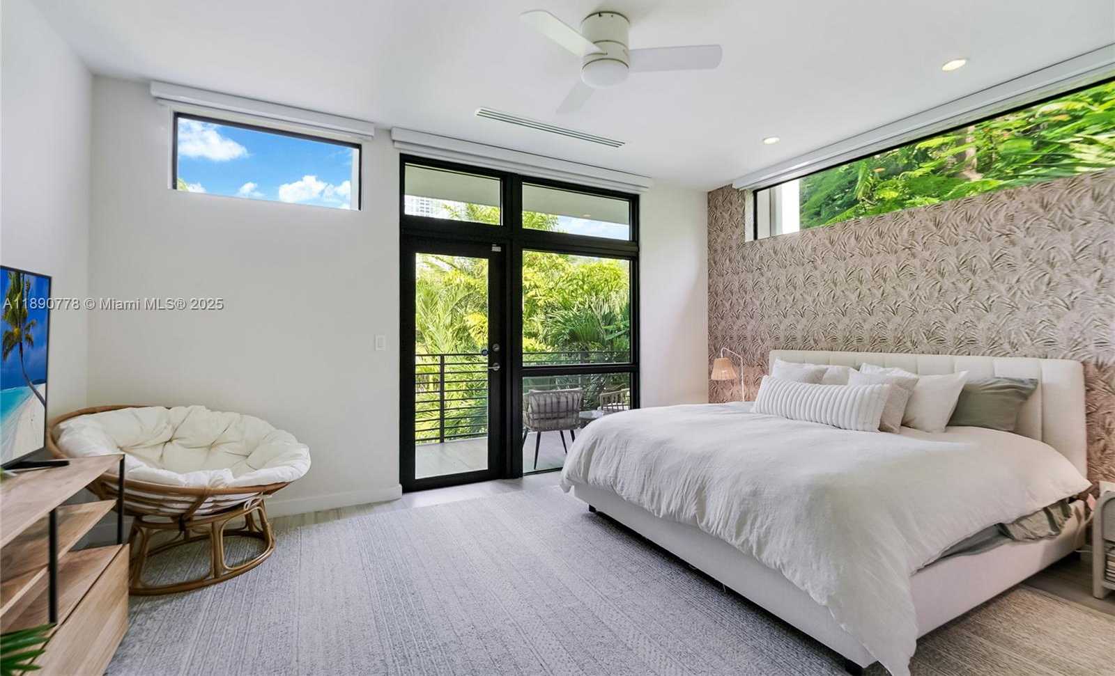 Small Image of 3110 HIBISCUS ST #3110, Miami Number 8