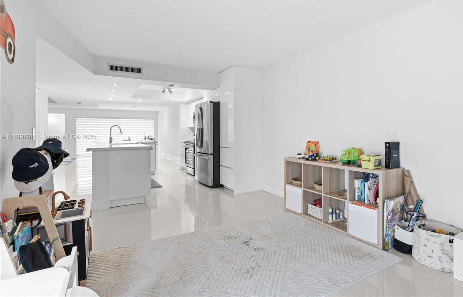 Small Image of 361 FERN DR #7-3, Weston Number 12