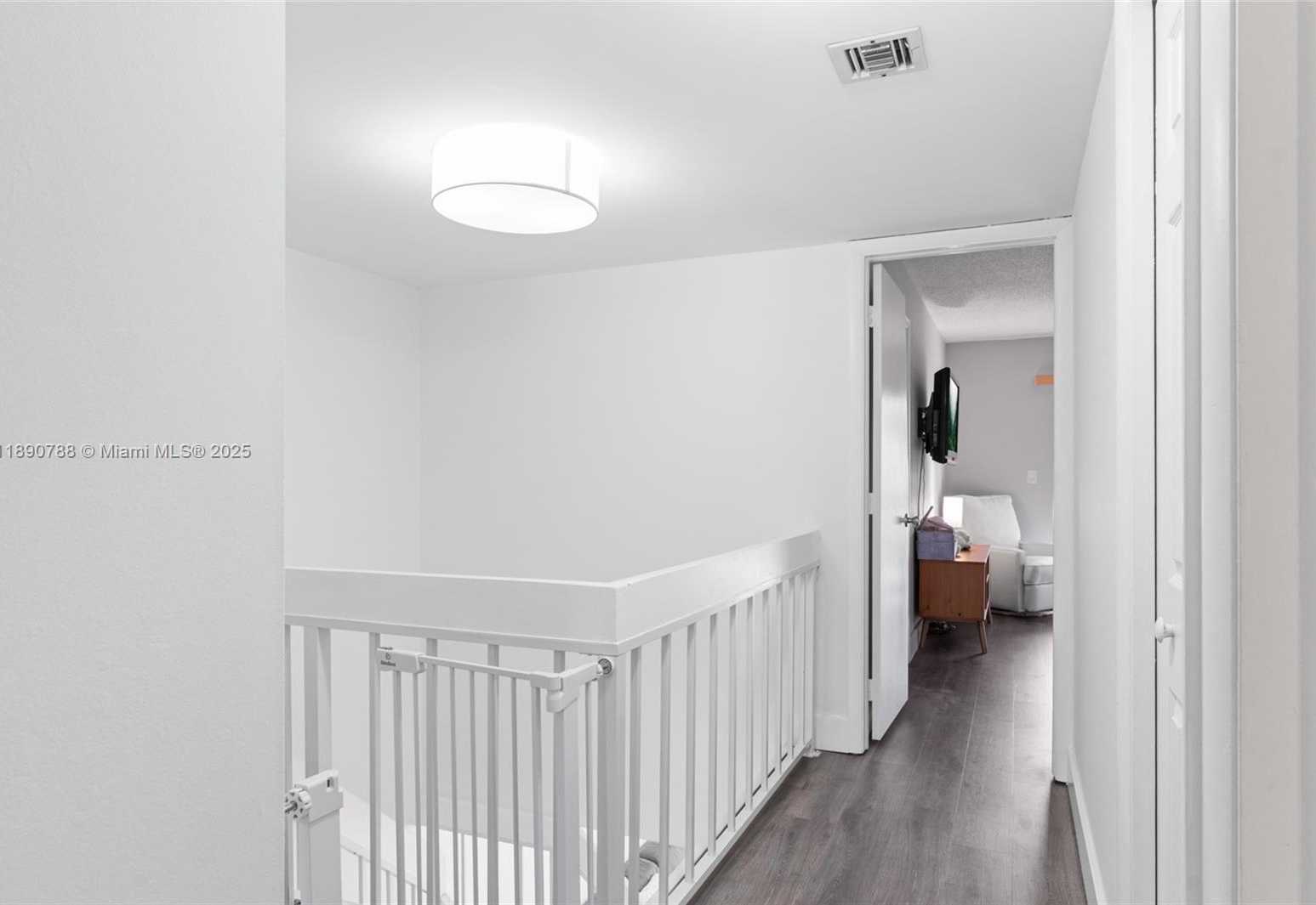 Small Image of 361 FERN DR #7-3, Weston Number 20