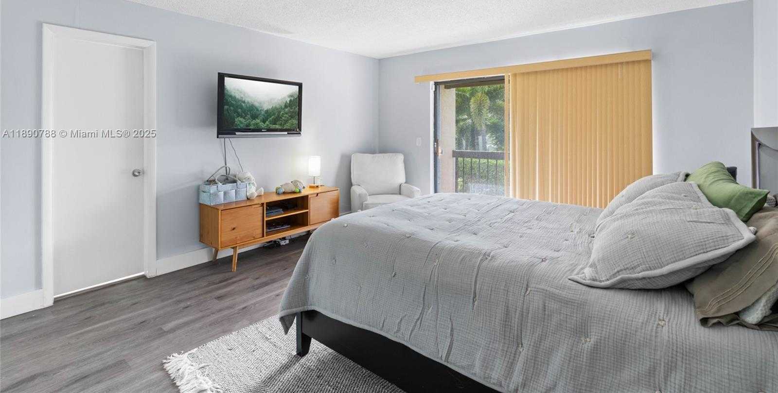 Small Image of 361 FERN DR #7-3, Weston Number 22