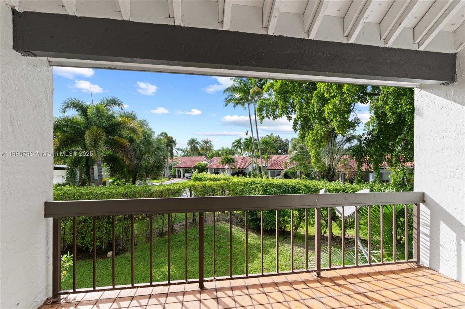 Small Image of 361 FERN DR #7-3, Weston Number 26