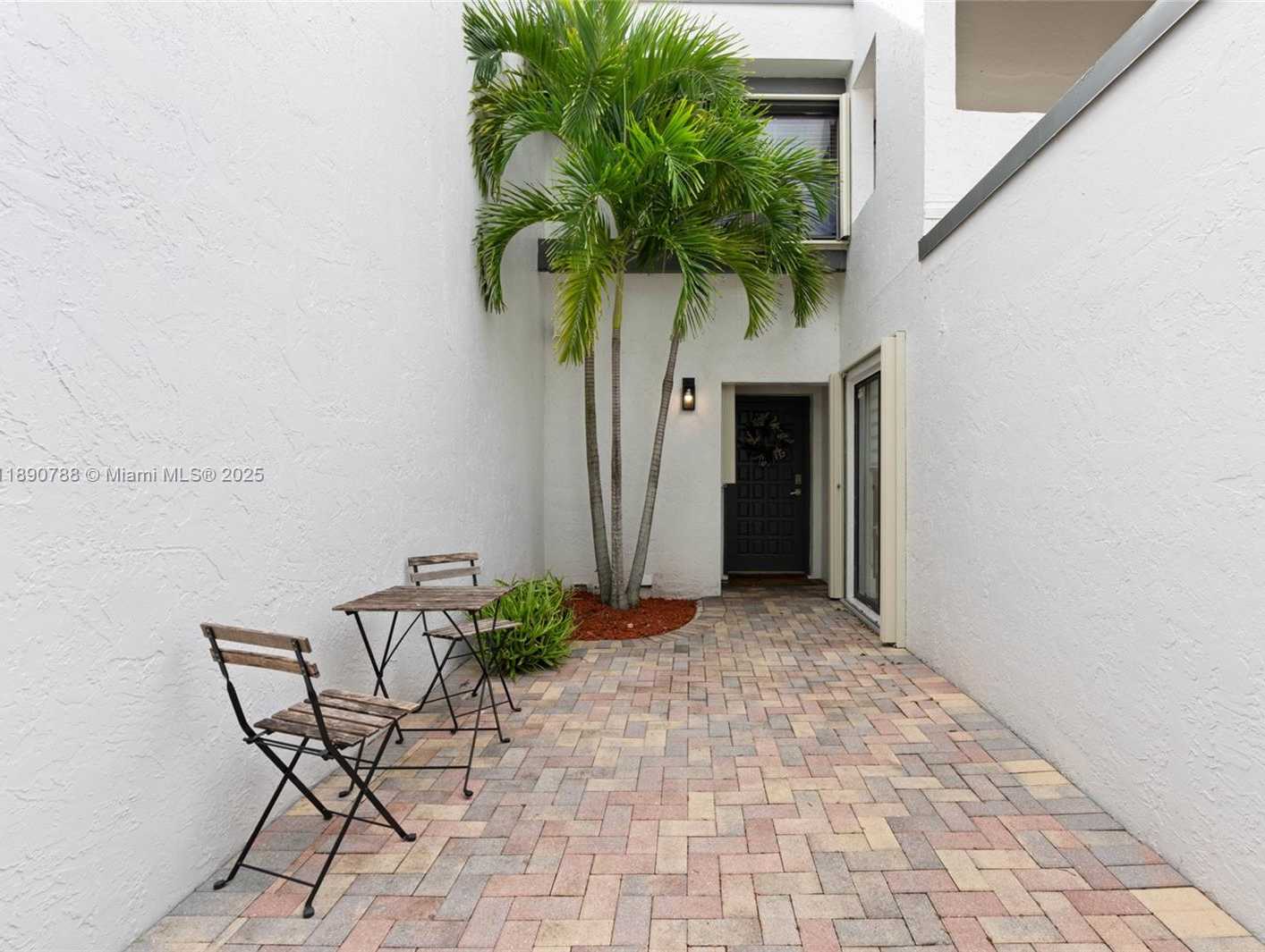 Small Image of 361 FERN DR #7-3, Weston Number 6